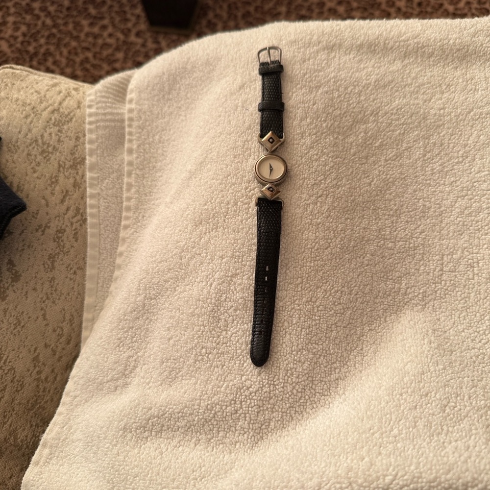 Elegant Black Women's Watch